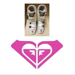 Roxy ski boots. Winter